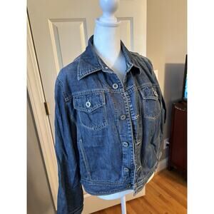 Women’s size XL Tommy Hilfiger Jean Classic And Stylish Blue Denim Jacket